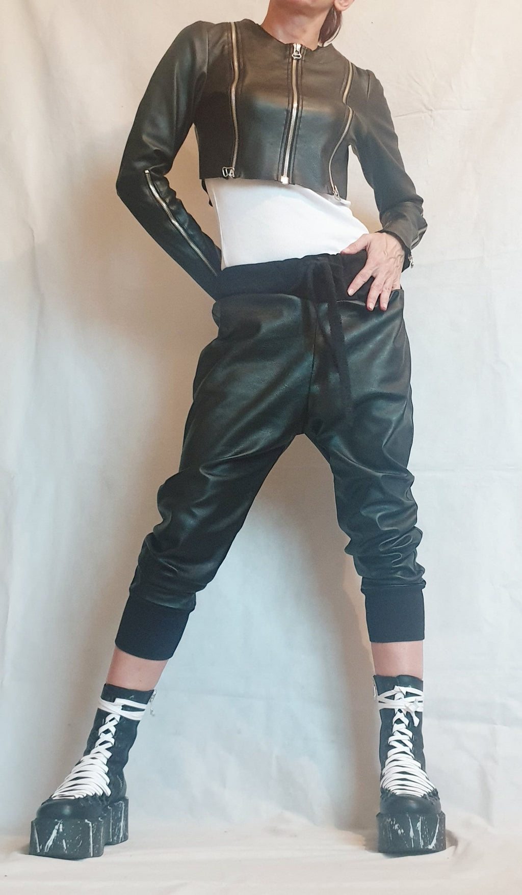 Black Faux Leather Cropped Jacket, Fitted Long Sleeve Bolero, Multiple Zipper Details