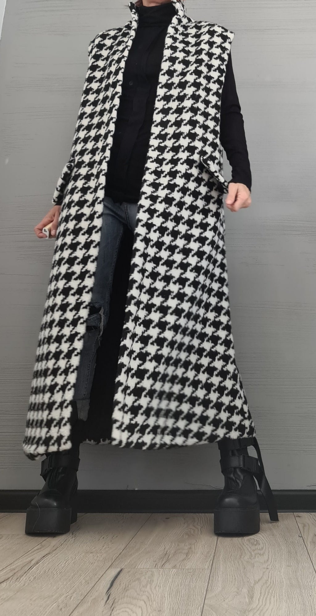 Black Cropped Puffer Vest, Houndstooth Maxi Gilet, Two-Piece Sleeveless Set