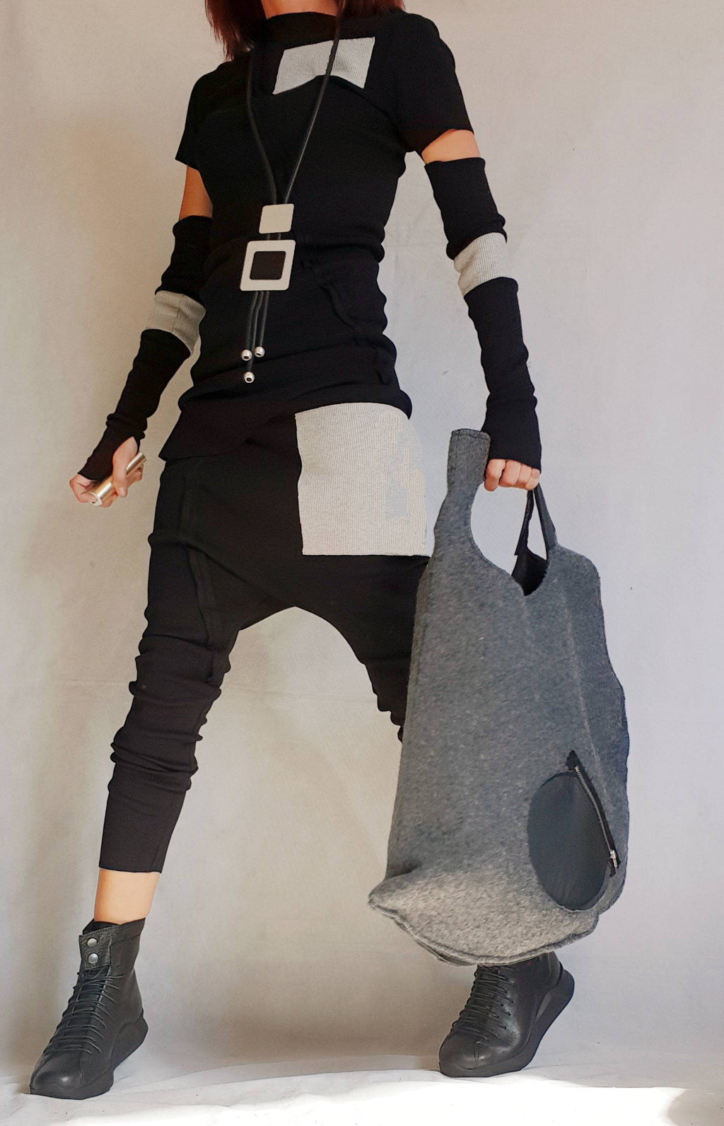 Black White Cotton Harem Pants, Asymmetrical Blouse, Detachable Sleeves with Thumb Holes, Co-Ord Set
