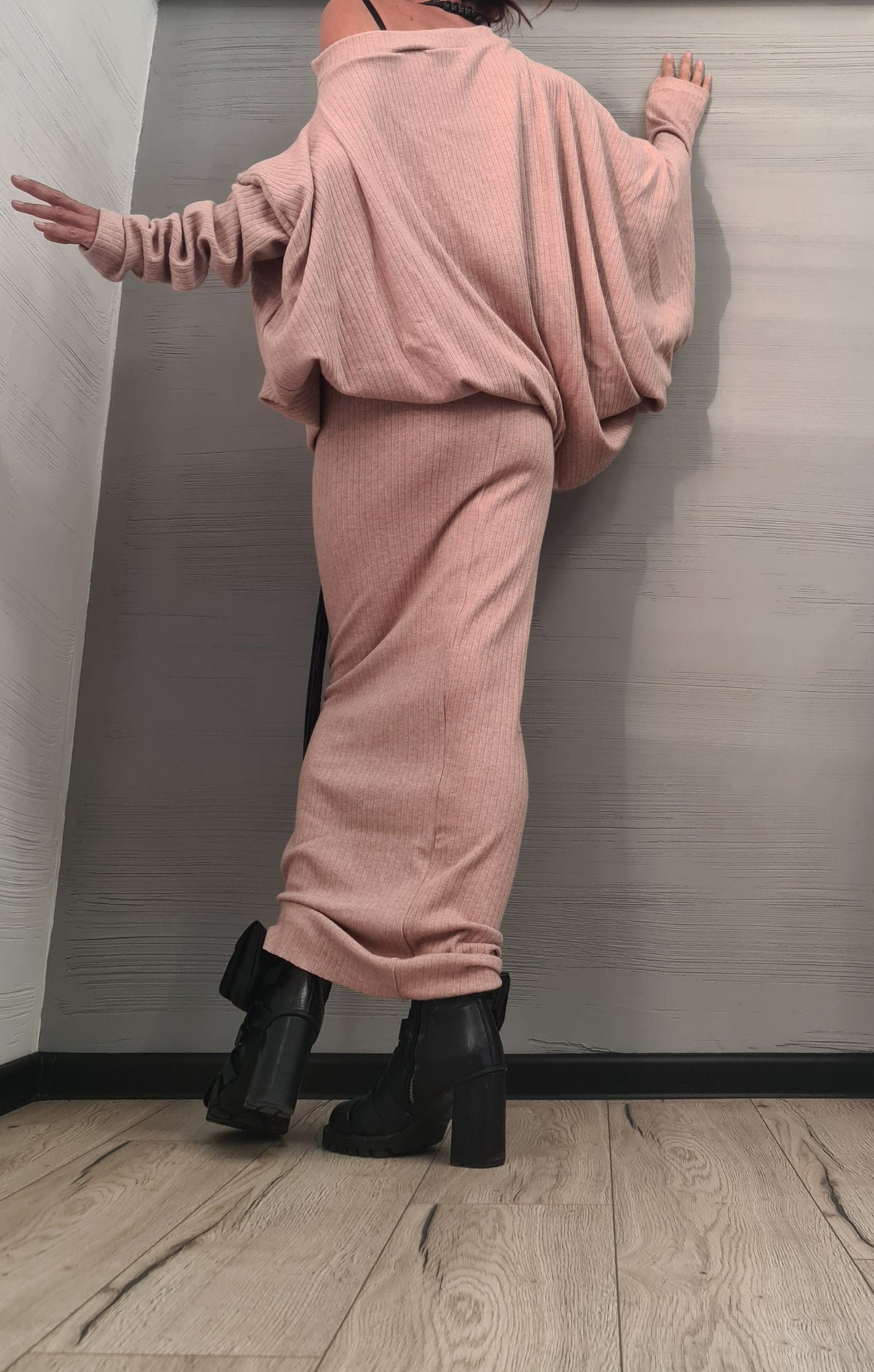 Pink Knit Pencil Skirt, Asymmetrical Long Sleeve Blouse, Plus Size Two Piece Co-Ord Set