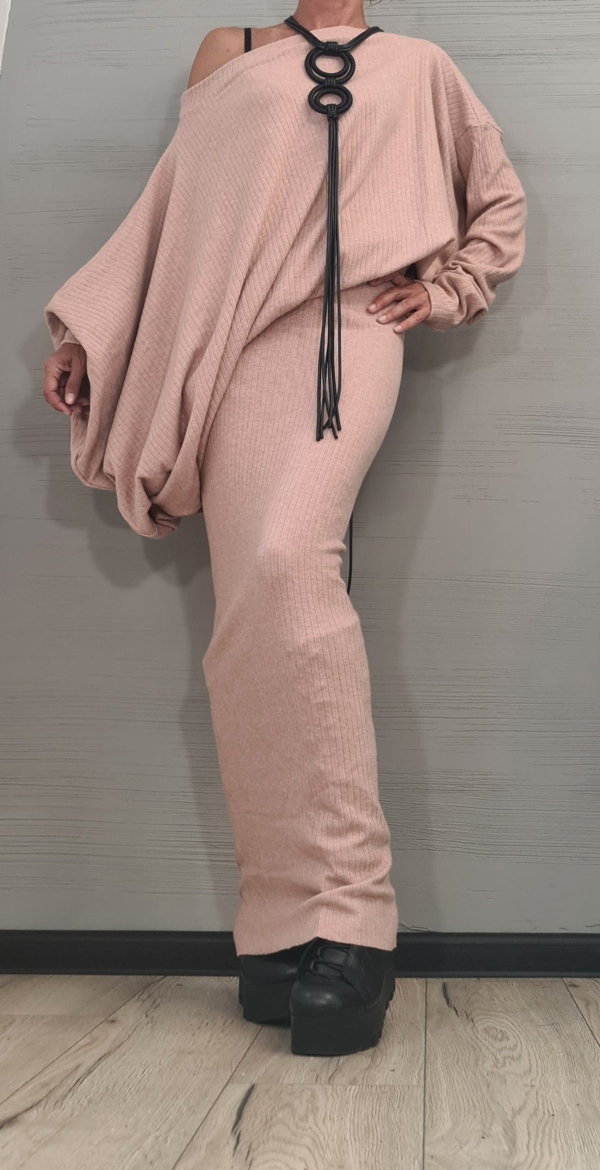 Pink Knit Pencil Skirt, Asymmetrical Long Sleeve Blouse, Plus Size Two Piece Co-Ord Set