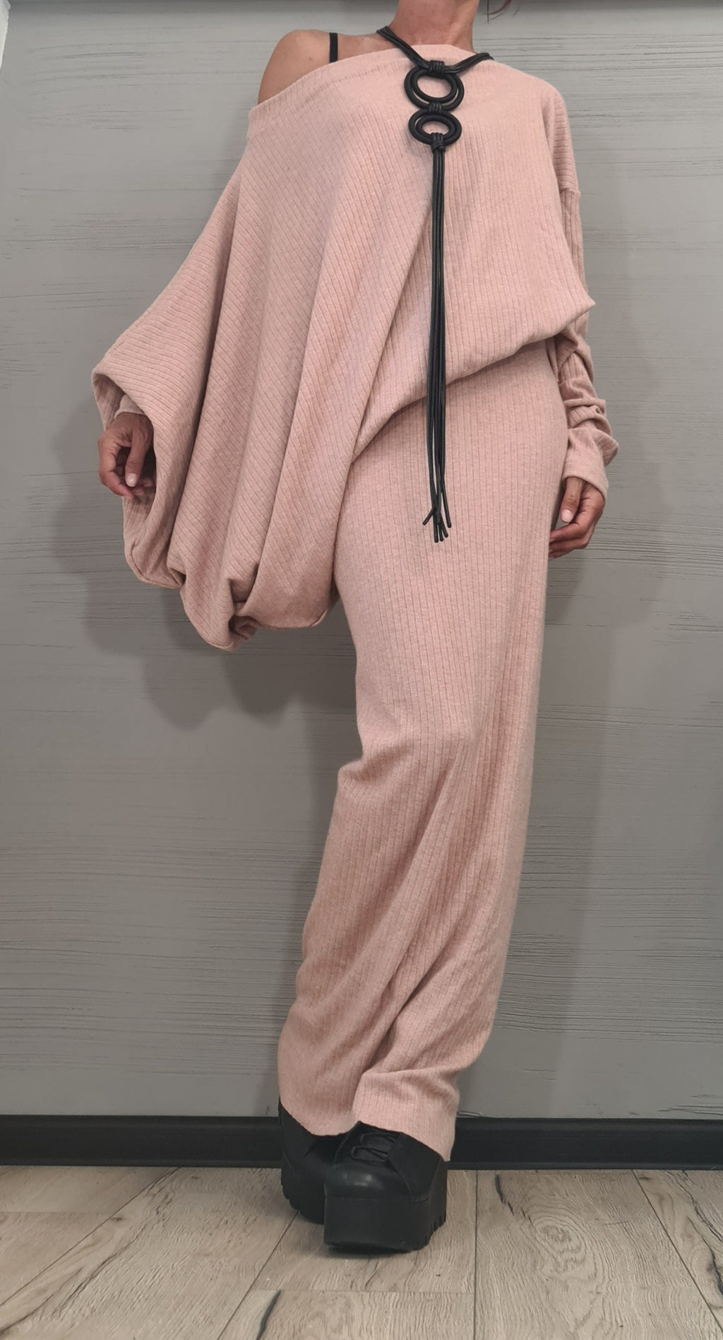 Pink Knit Pencil Skirt, Asymmetrical Long Sleeve Blouse, Plus Size Two Piece Co-Ord Set
