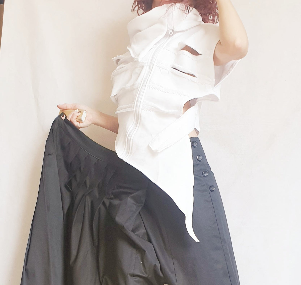 Asymmetric Cutout Vest, Oversized High Collar Top, Plus Size Short Sleeve Tunic