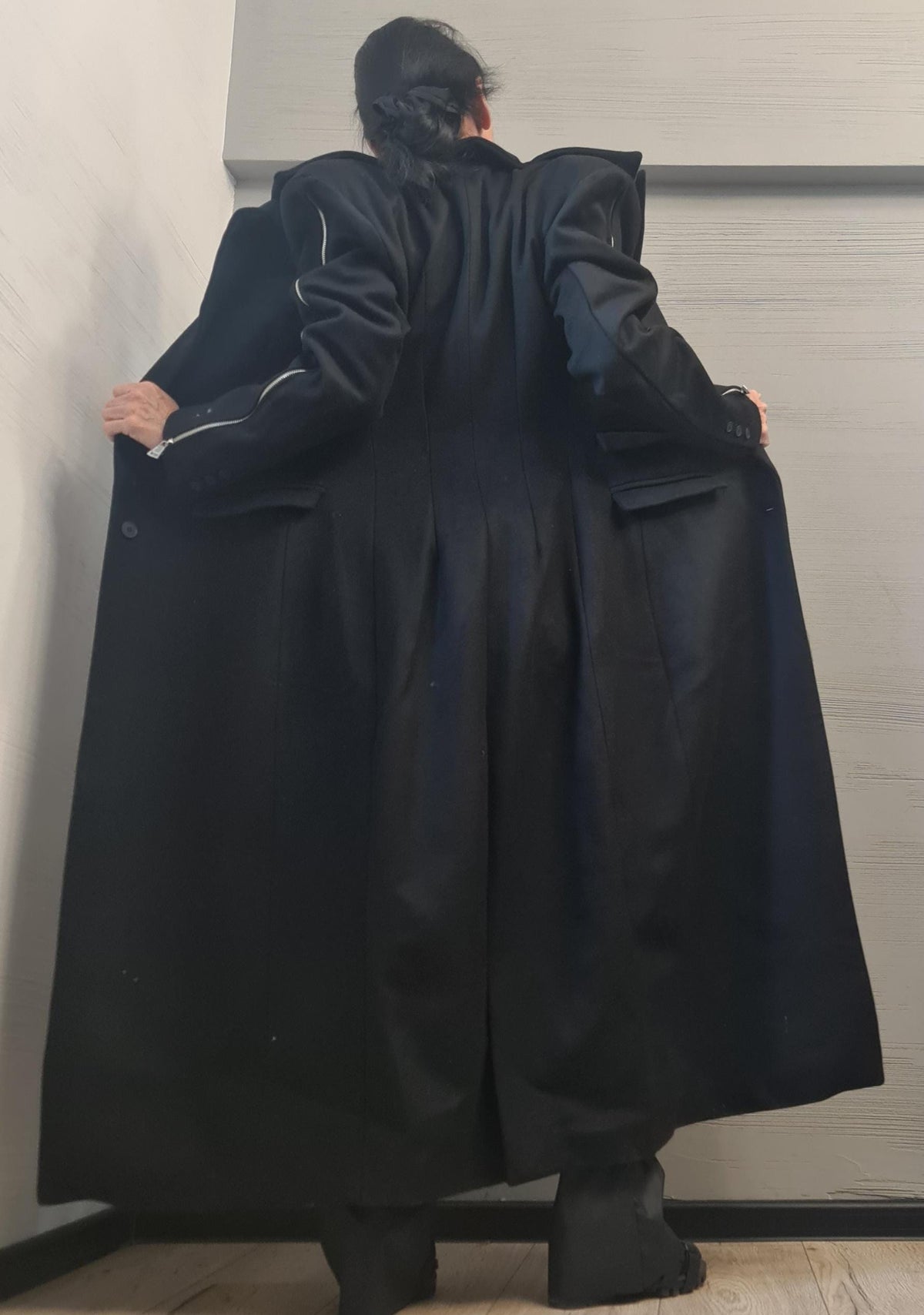 Black Fitted Maxi Coat, Plus Size Long Jacket, Oversized Lapels and Slit Sleeves