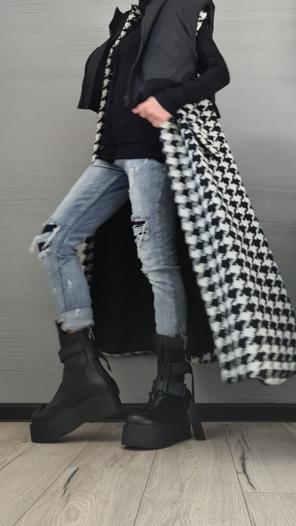 Black Cropped Puffer Vest, Houndstooth Maxi Gilet, Two-Piece Sleeveless Set