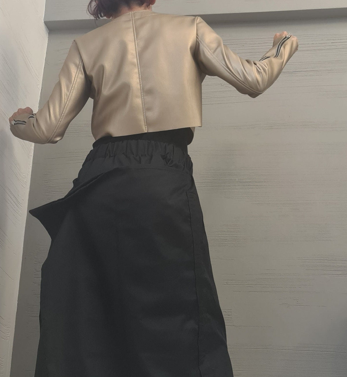 Gold Faux Leather Cropped Jacket, Fitted Long Sleeve Bolero, Multiple Zipper Design