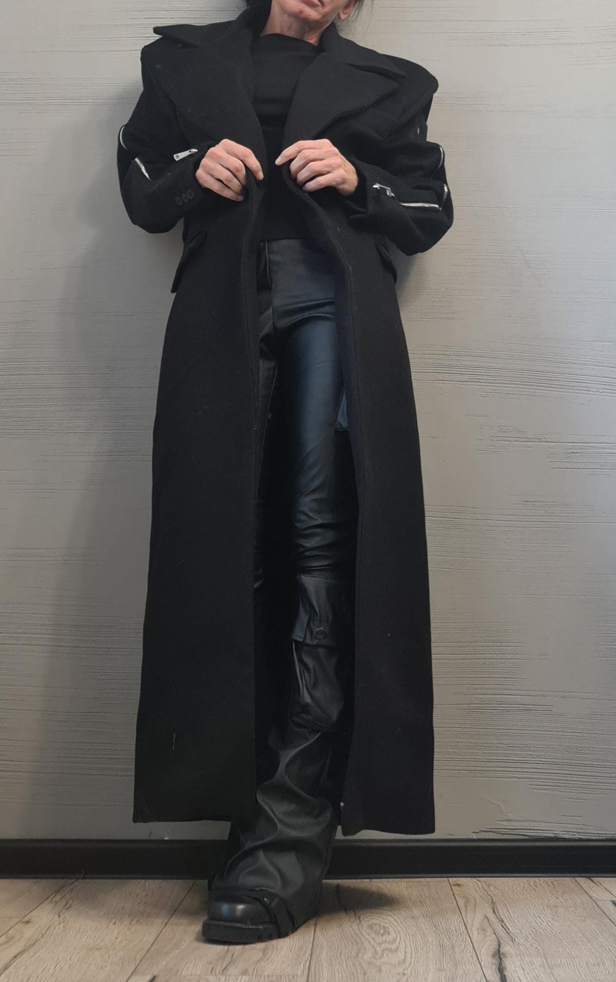 Black Fitted Maxi Coat, Plus Size Long Jacket, Oversized Lapels and Slit Sleeves