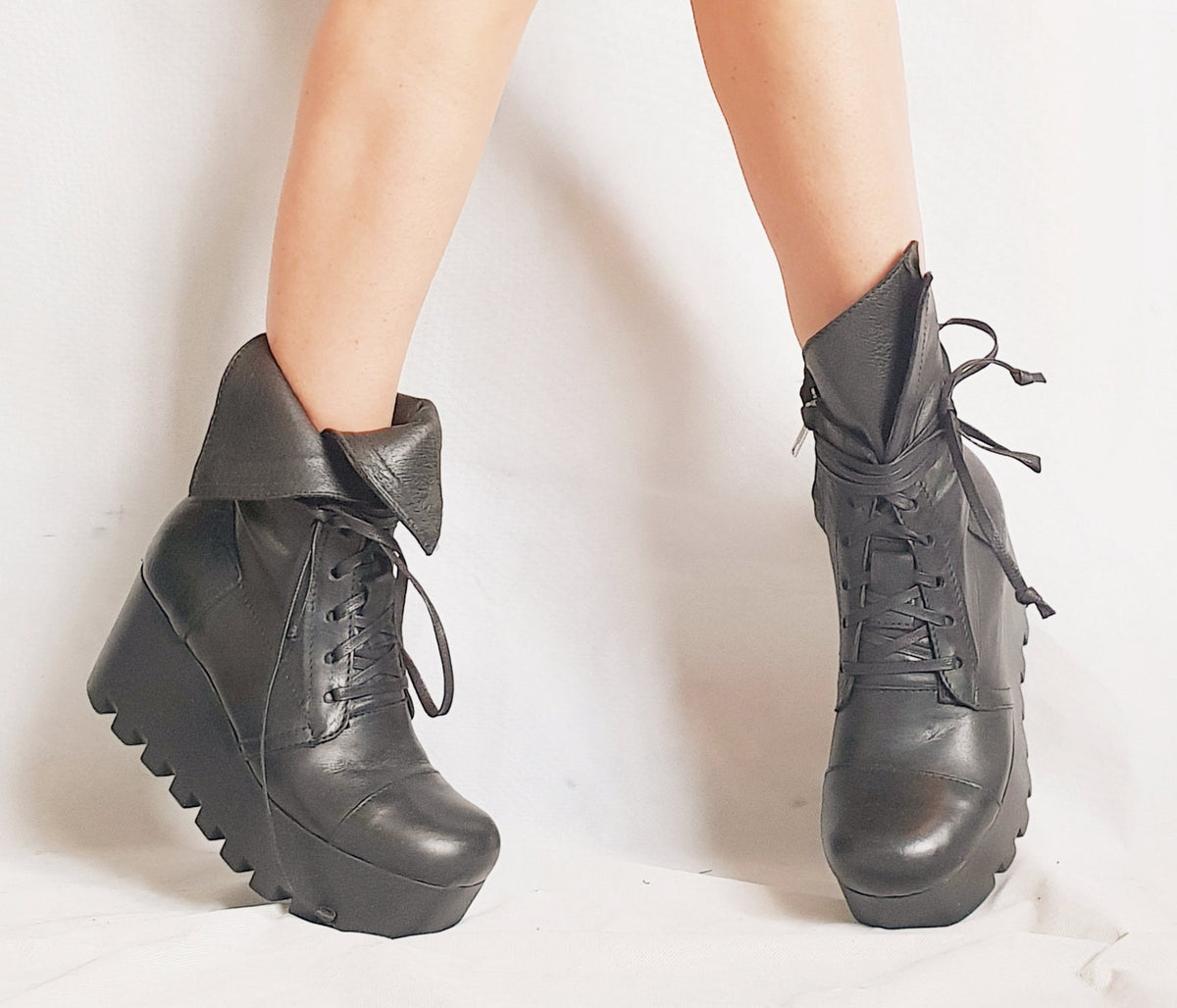 Black Platform Boots, Gothic Combat Booties, Steampunk Winter Ankle Shoes