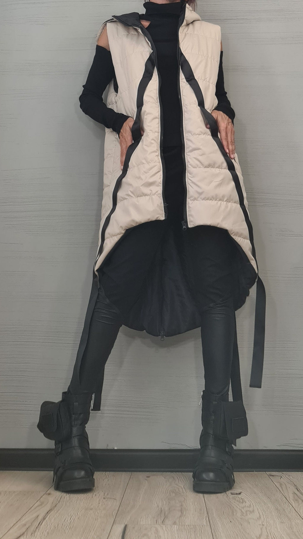 White Oversized Hooded Puffer Vest, Asymmetrical Sleeveless Winter Coat, Black Stripes, Plus Size