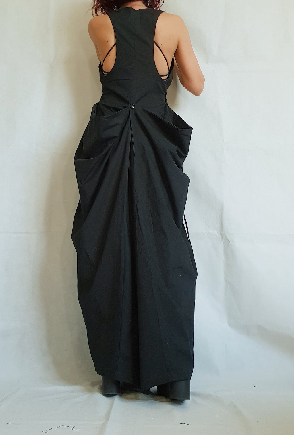 Black Open Back Maxi Gothic Dress, Sleeveless Plus Size Kaftan