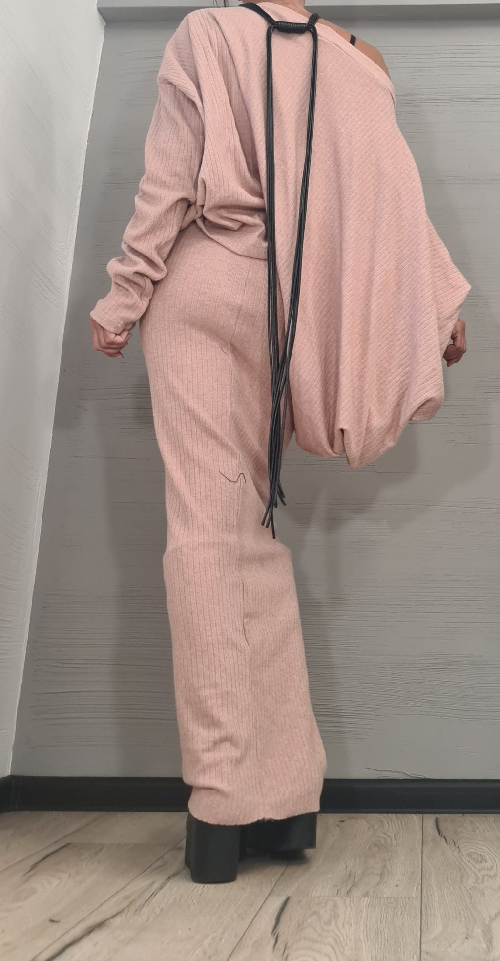 Pink Knit Pencil Skirt, Asymmetrical Long Sleeve Blouse, Plus Size Two Piece Co-Ord Set