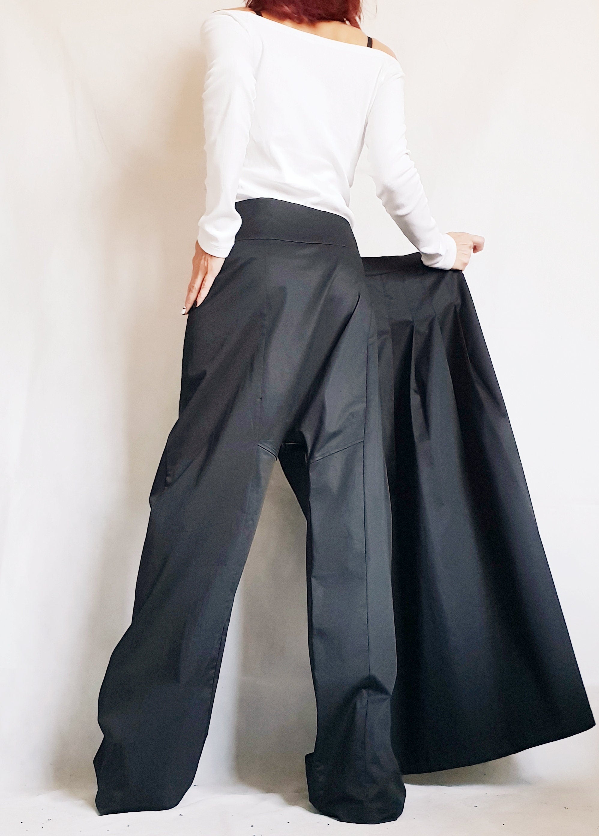 Trousers Skirt/Loose Casual Pants/Extravagant Harem Pants/Women Pants/Baggy Pants/Short Black Pants/Casual Harem Trousers