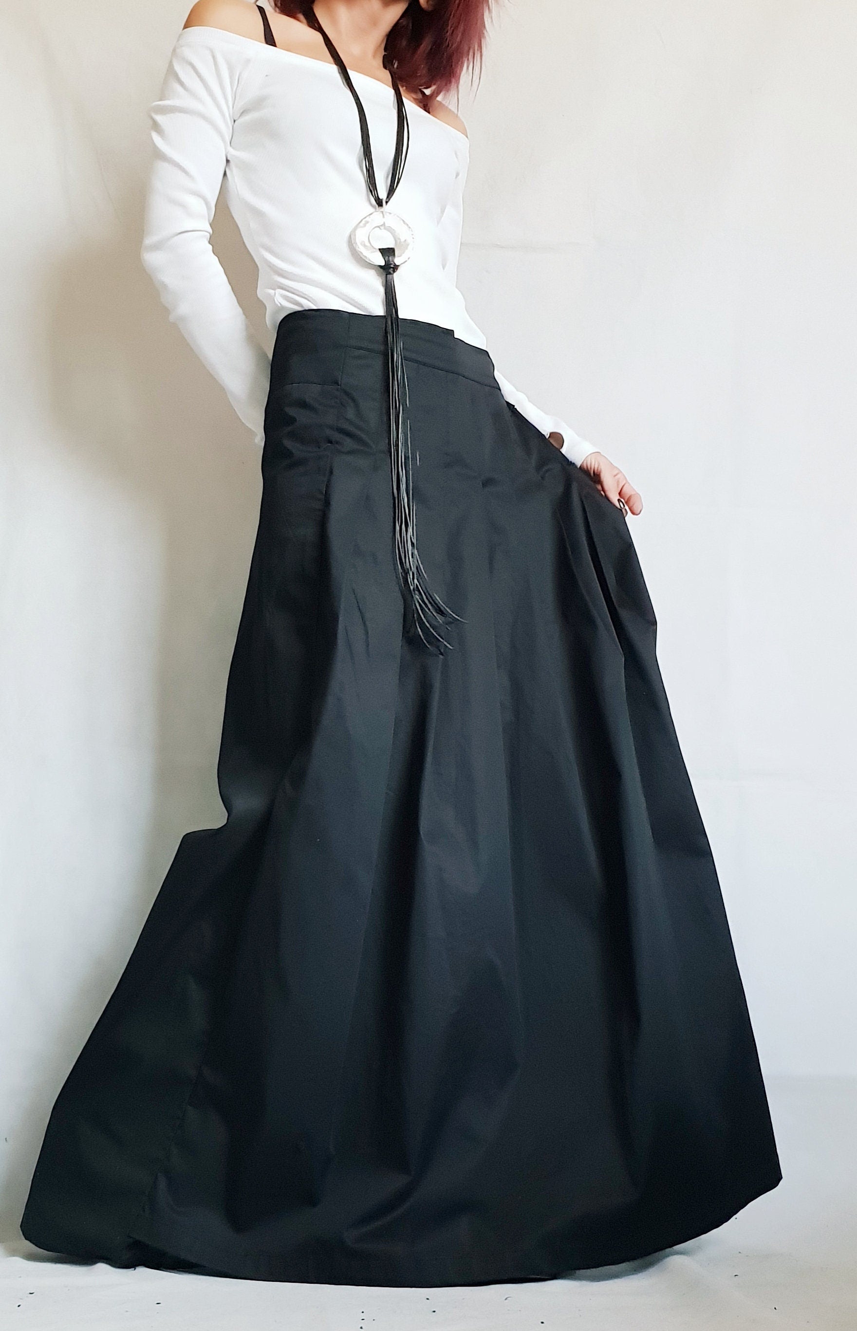 Trousers Skirt/Loose Casual Pants/Extravagant Harem Pants/Women Pants/Baggy Pants/Short Black Pants/Casual Harem Trousers