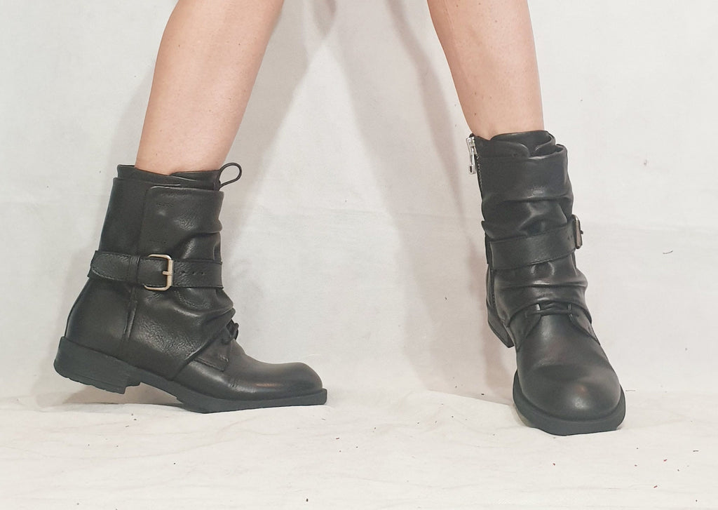 Leather Black Boots, Winter Boots, Gothic Boots, Steampunk Shoes, Women Ankle Boots, Leather Shoes, Leather Booties, Extravagant, Grunge