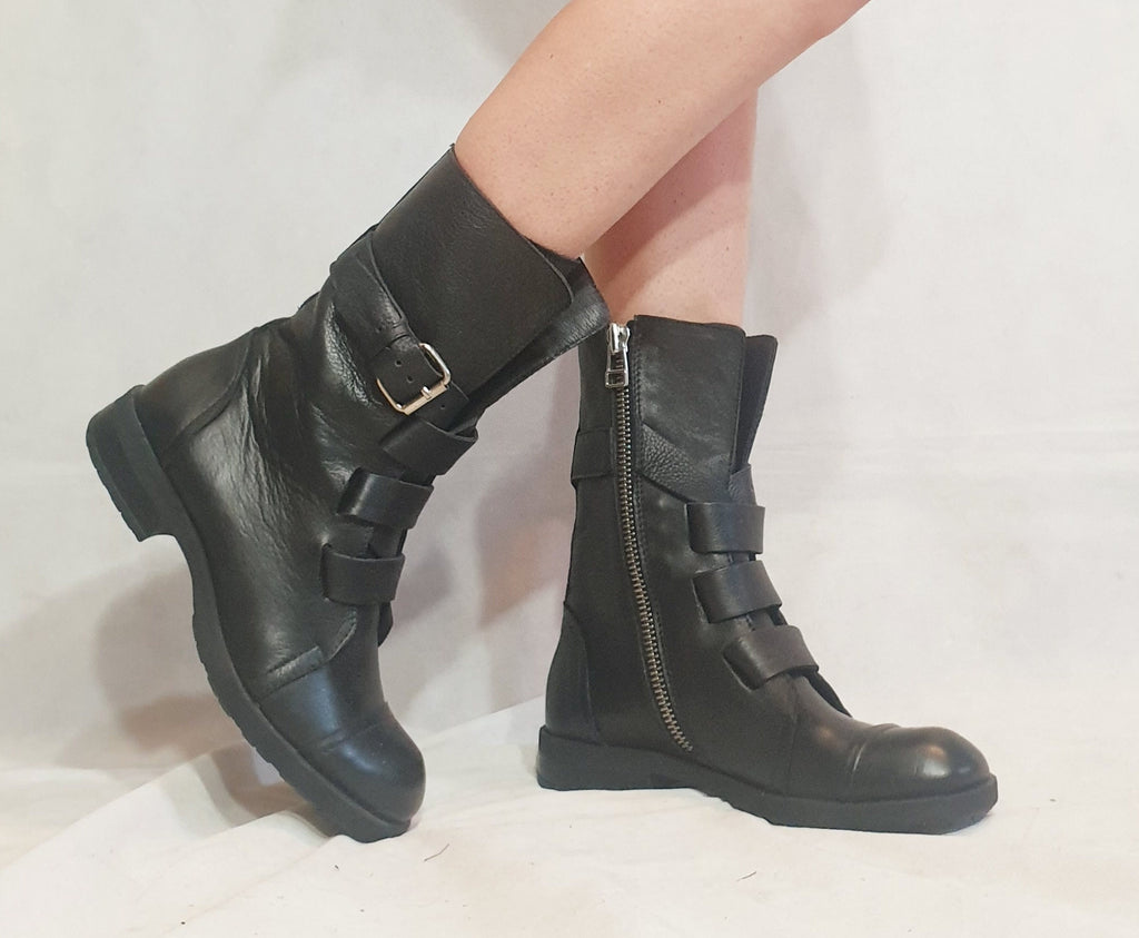 Black Leather Shoes, Extravagant Shoes, Gothic Shoes, Combat Boots, Black Booties, Women Ankle Boots, Winter Booties, Steampunk Shoes