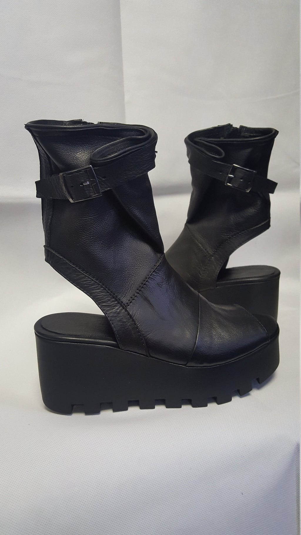 Extravagant Gladiator Sandals, Platform Sandals, High Summer Sandals, Combat, Open Toe Sandals, Genuine Leather Sandals , Gothic Sandals