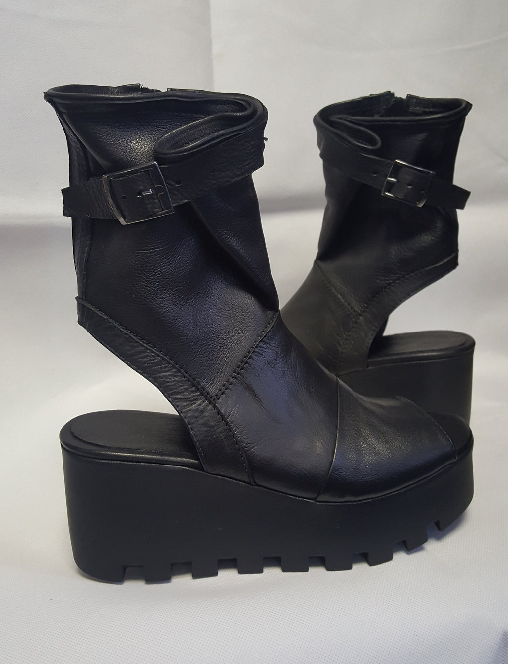 Extravagant Gladiator Sandals, Platform Sandals, High Summer Sandals, Combat, Open Toe Sandals, Genuine Leather Sandals , Gothic Sandals