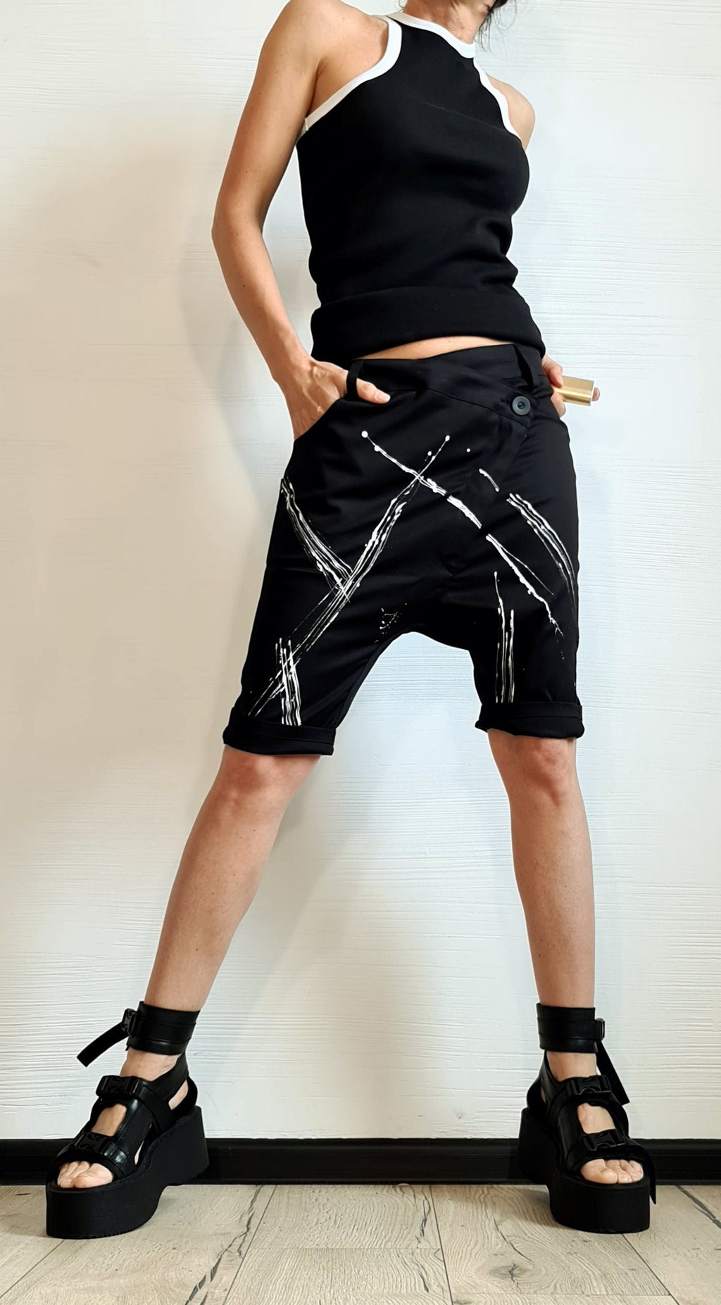 Loose Casual Pants, Extravagant Harem Pants, Women Pants, Baggy Pants, Short Black Pants, Casual Harem Trousers