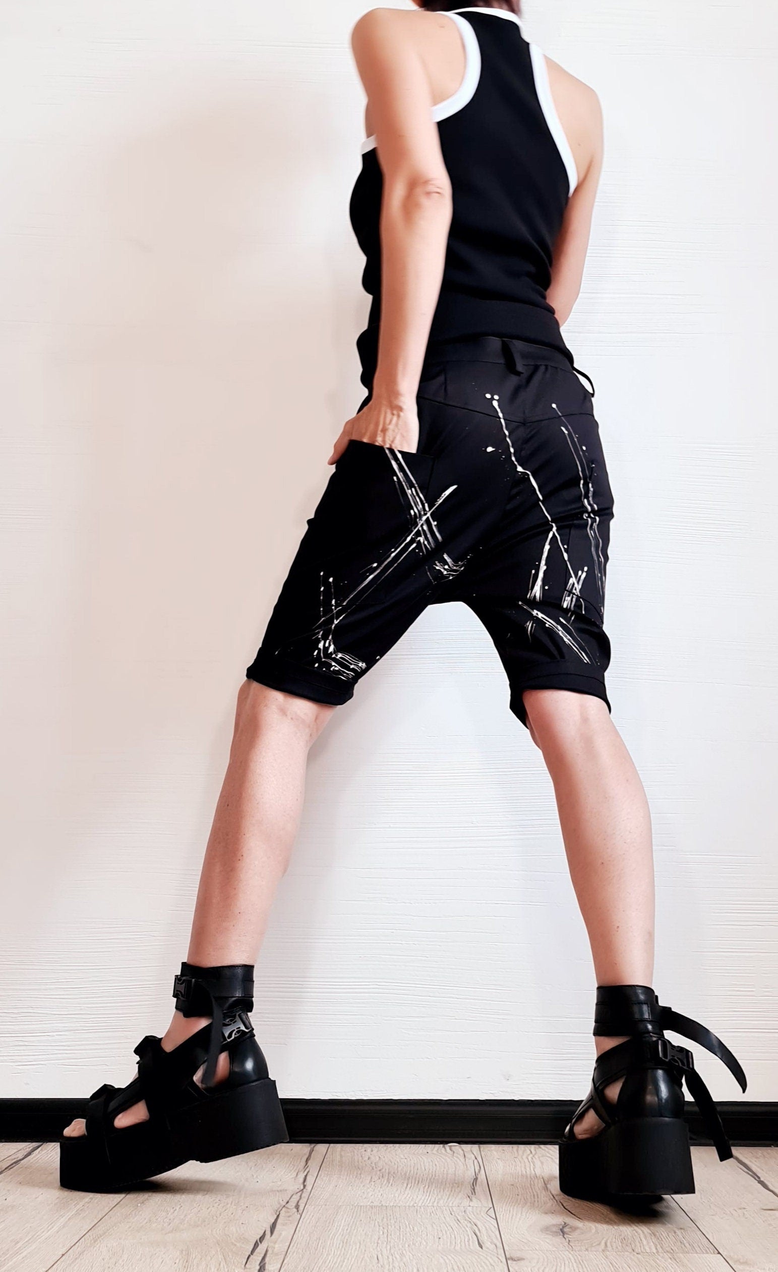 Loose Casual Pants, Extravagant Harem Pants, Women Pants, Baggy Pants, Short Black Pants, Casual Harem Trousers