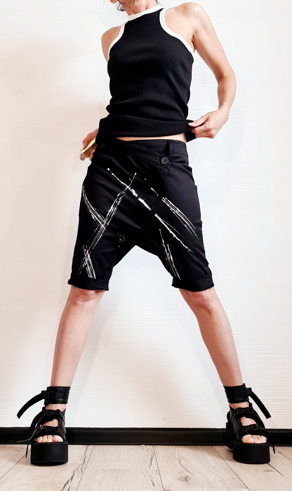 Loose Casual Pants, Extravagant Harem Pants, Women Pants, Baggy Pants, Short Black Pants, Casual Harem Trousers
