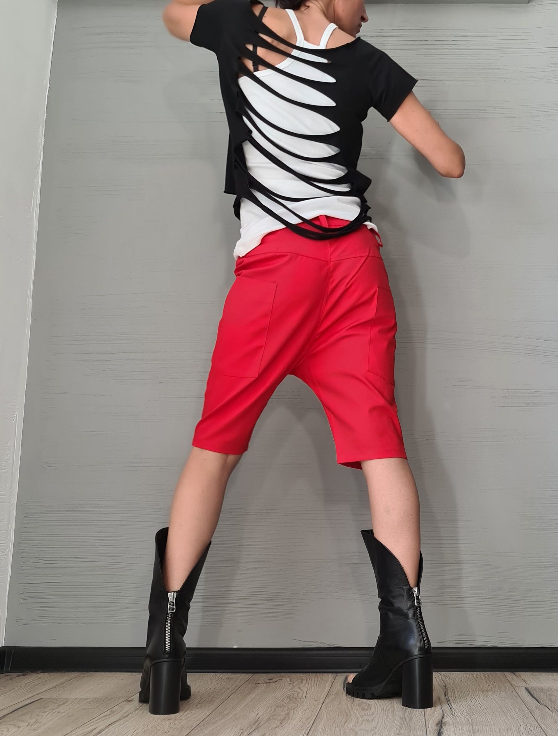 Asymmetric Short pants, Loose Casual Pants, Extravagant Harem Pants, Women Pants, Baggy Pants, Short Pants