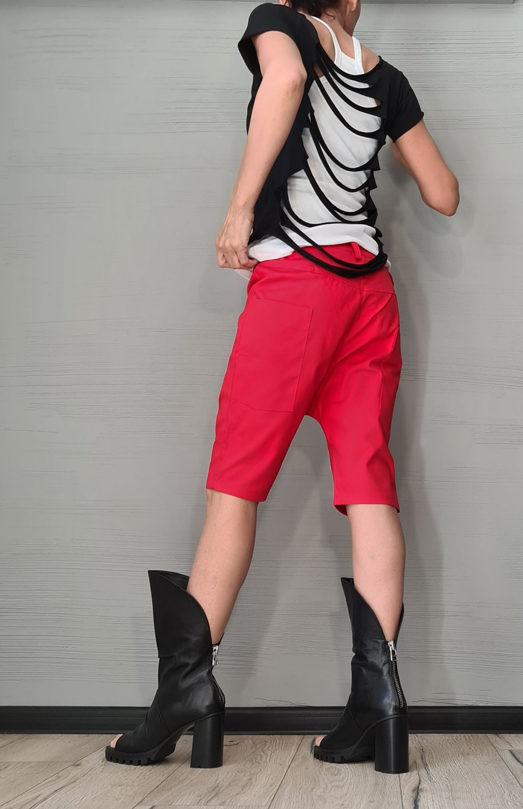 Asymmetric Short pants, Loose Casual Pants, Extravagant Harem Pants, Women Pants, Baggy Pants, Short Pants