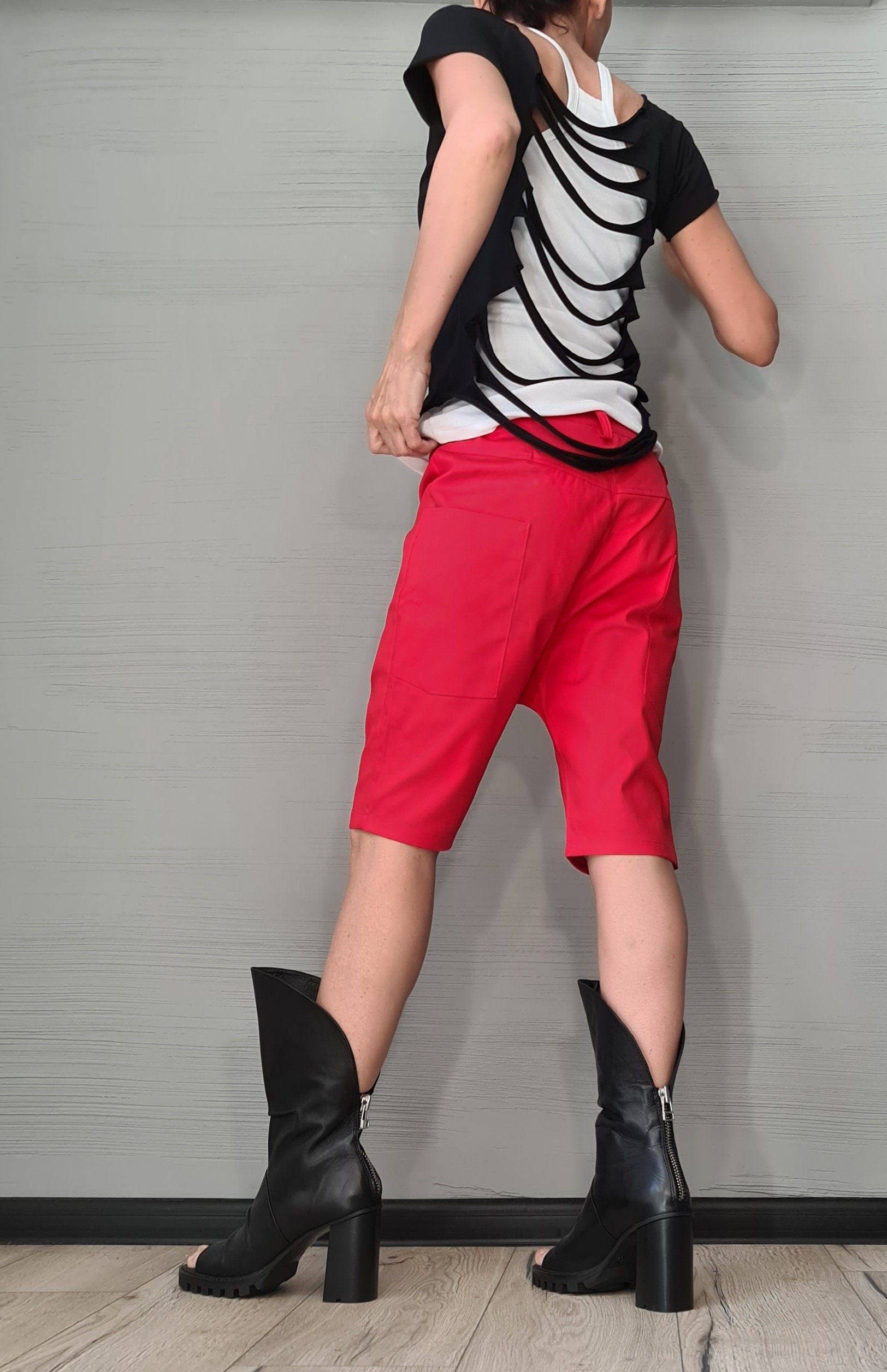 Asymmetric Short pants, Loose Casual Pants, Extravagant Harem Pants, Women Pants, Baggy Pants, Short Pants