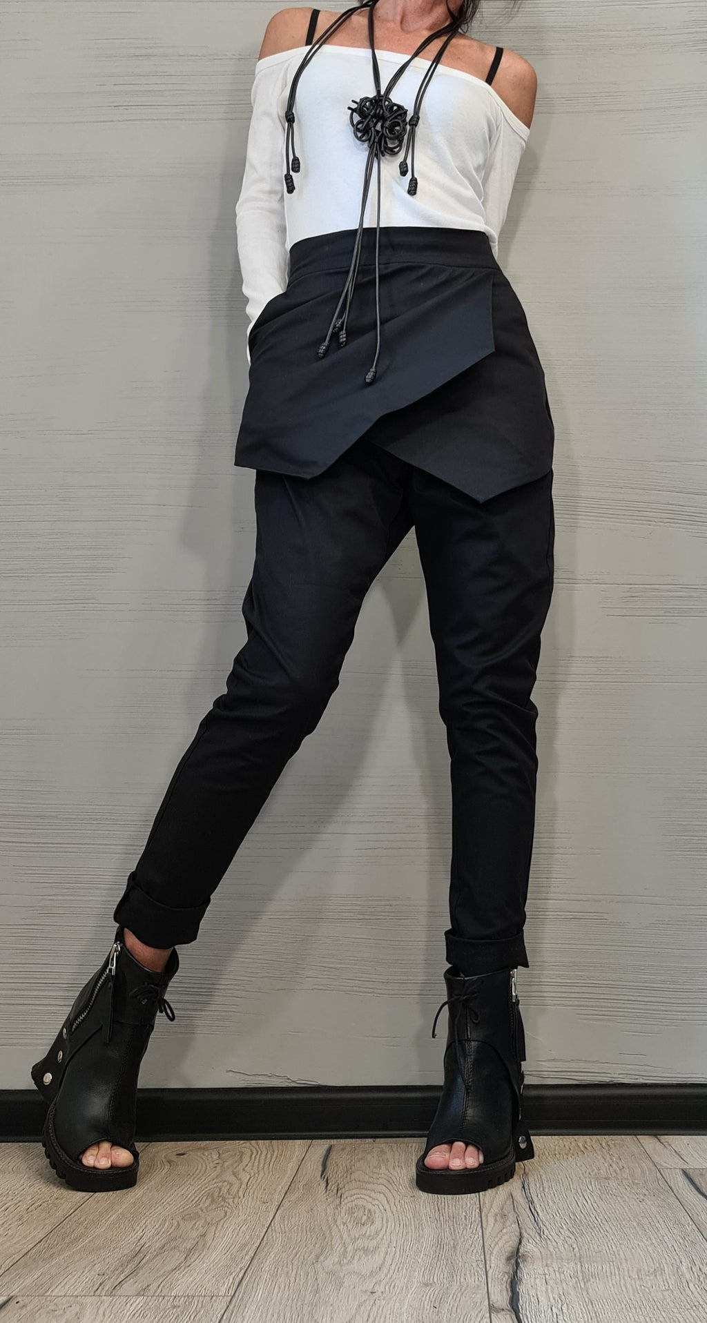 Avant Garde Pants, Extravagant Women Skinny Pants, Black Sexy Pants, Extravagant Pants, Casual Pants, Coctail Pants