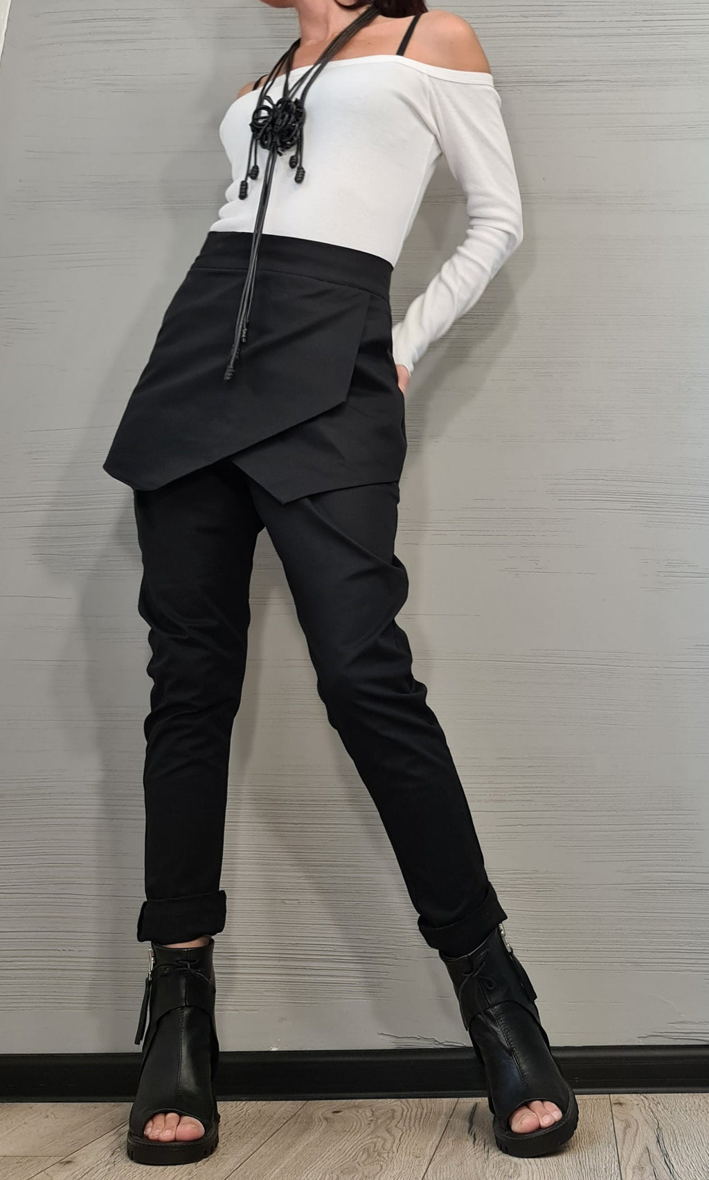 Avant Garde Pants, Extravagant Women Skinny Pants, Black Sexy Pants, Extravagant Pants, Casual Pants, Coctail Pants
