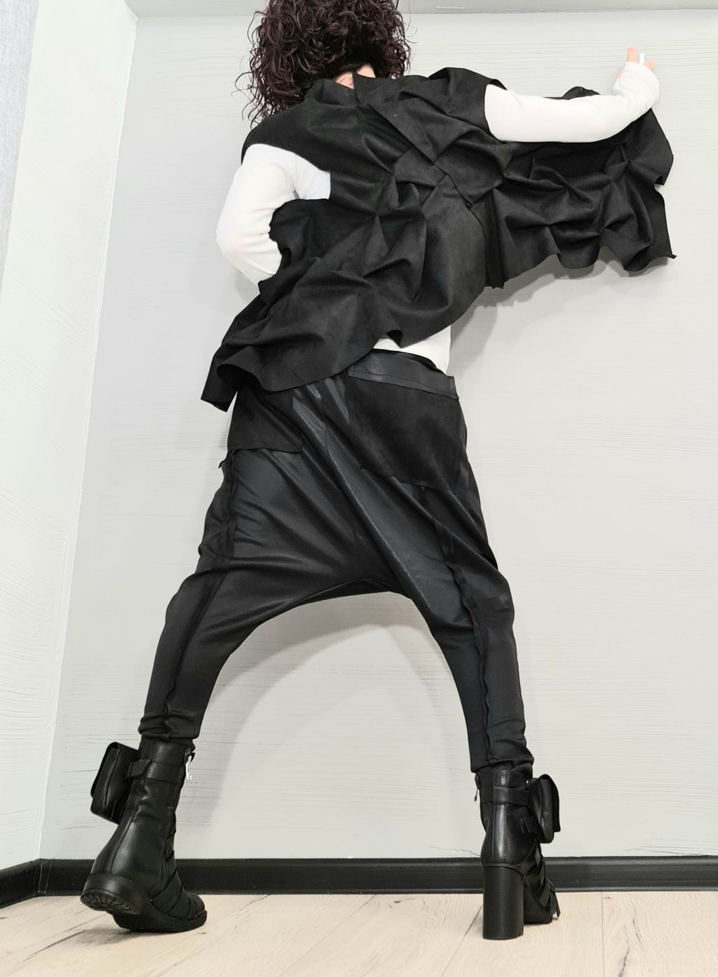 Extravagant Women Costume, Asymmetric Vest, Women harem pants, Designer Vest Pants Set, Asymmetric Women Costume, Avant Garde Outwear Set