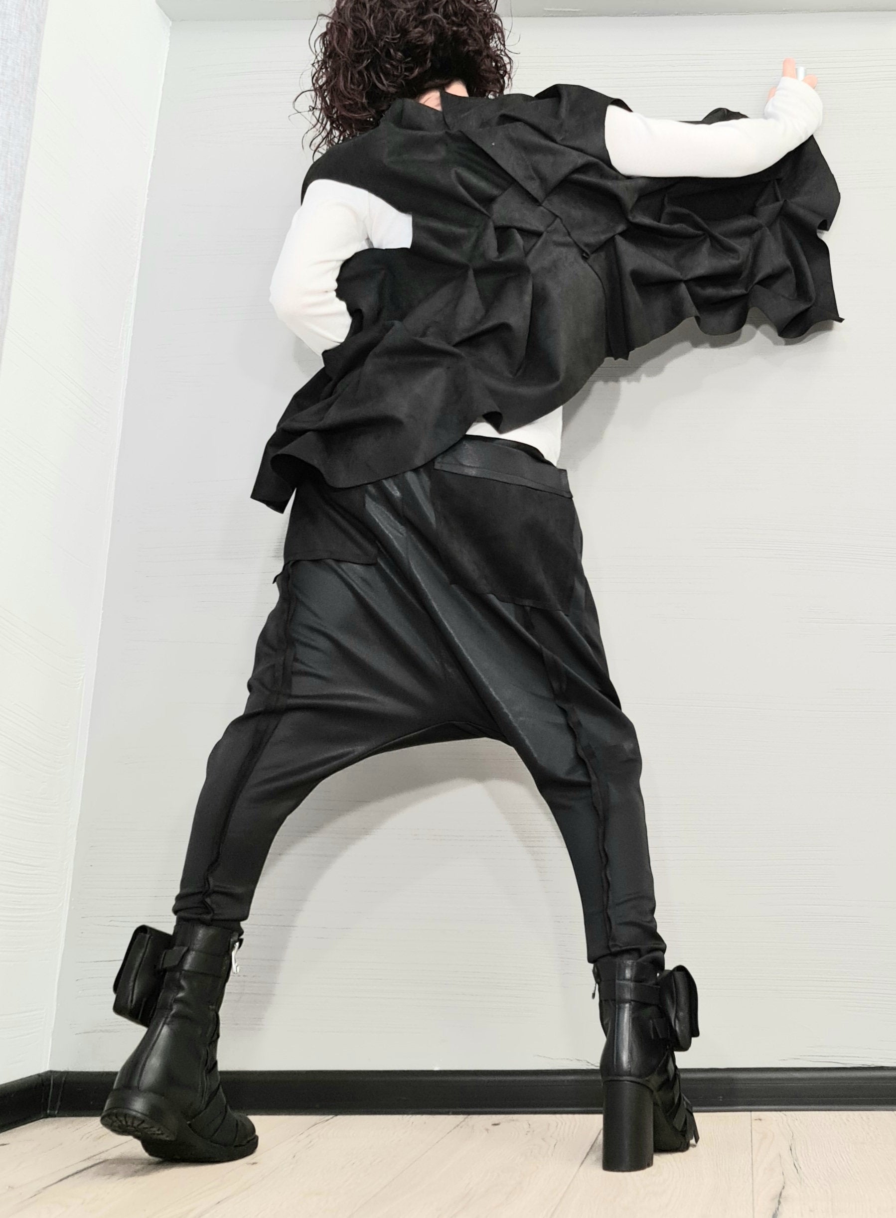 Extravagant Women Costume, Asymmetric Vest, Women harem pants, Designer Vest Pants Set, Asymmetric Women Costume, Avant Garde Outwear Set