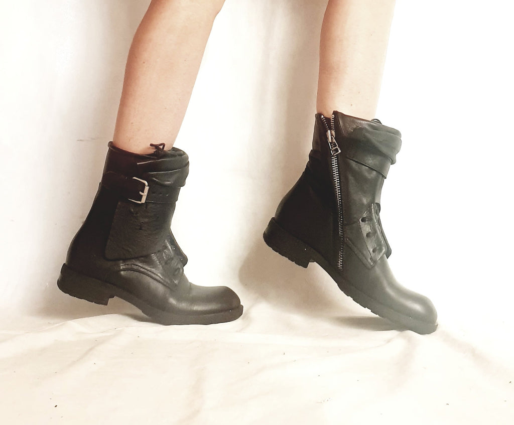Leather Black Boots, Grunge Boots, Gothic Boots, Steampunk Shoes, Women Ankle Boots, Leather Shoes, Leather Booties, Extravagant