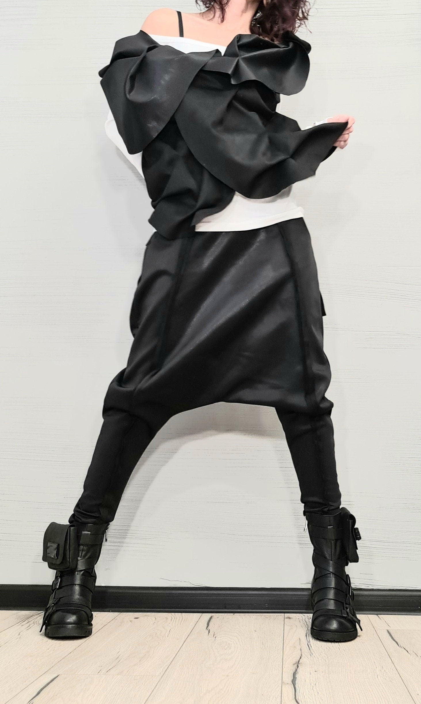 Extravagant Women Costume, Asymmetric Vest, Women harem pants, Designer Vest Pants Set, Asymmetric Women Costume, Avant Garde Outwear Set