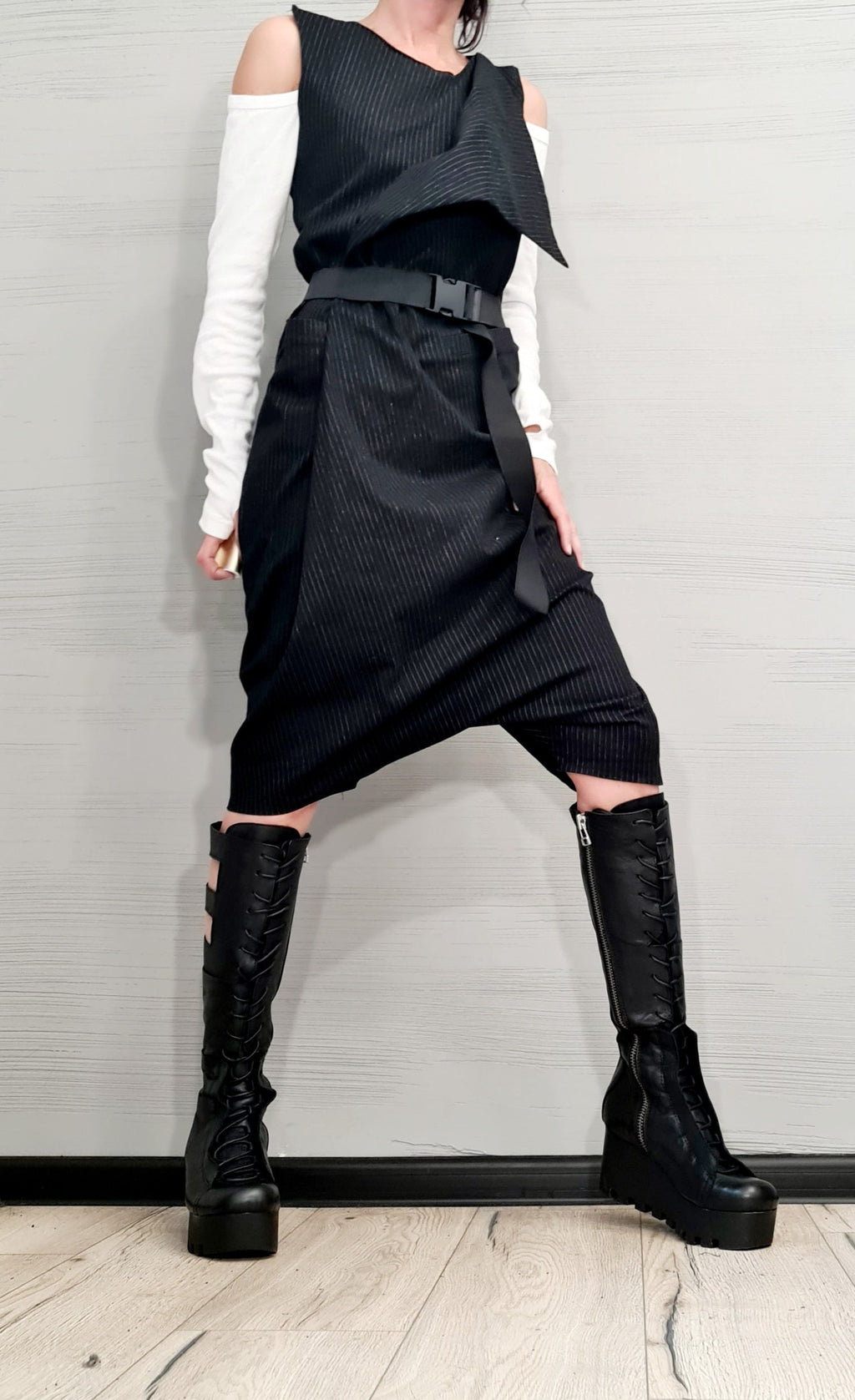 Asymmetric Harem Jumpsuit,Extravagant Loose Jumpsuit, Short Women Overall, Open Back Jumpsuit, Avant Garde Jumpsuit