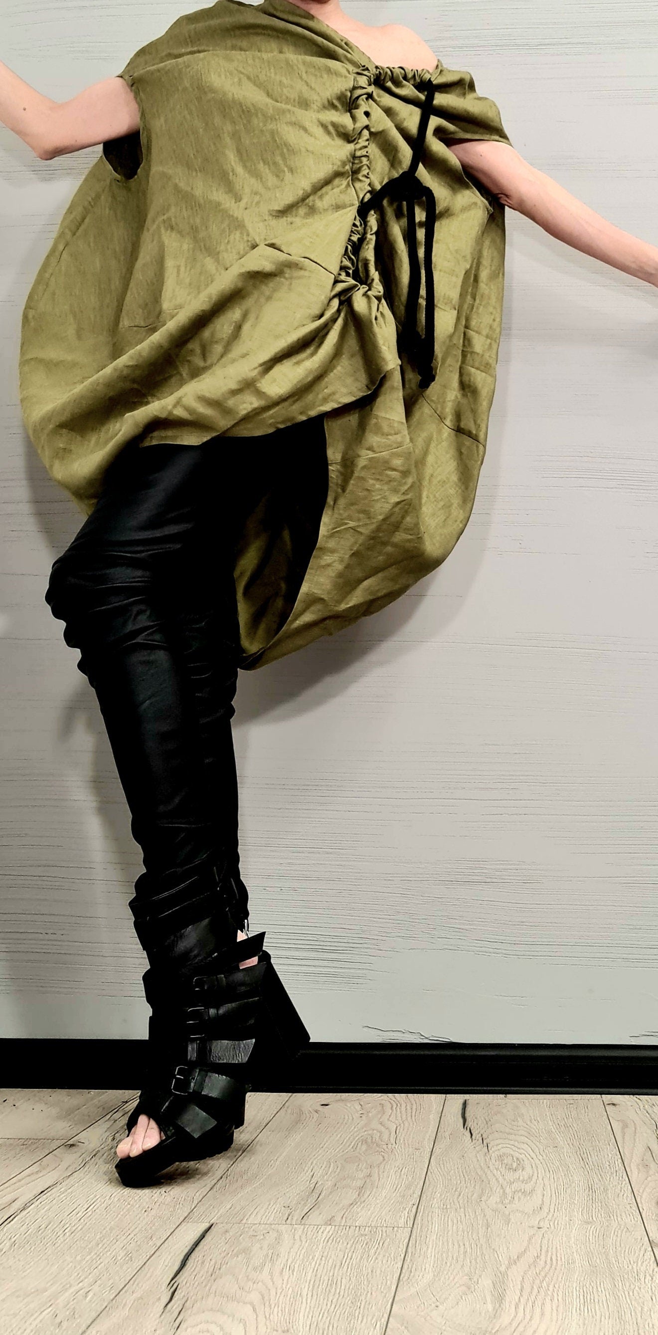 Asymmetric Linen Tunic – Deconstructed Oversize Top – Custom Avant Garde Shirt – Plus Size Summer Clothing XS–5XL