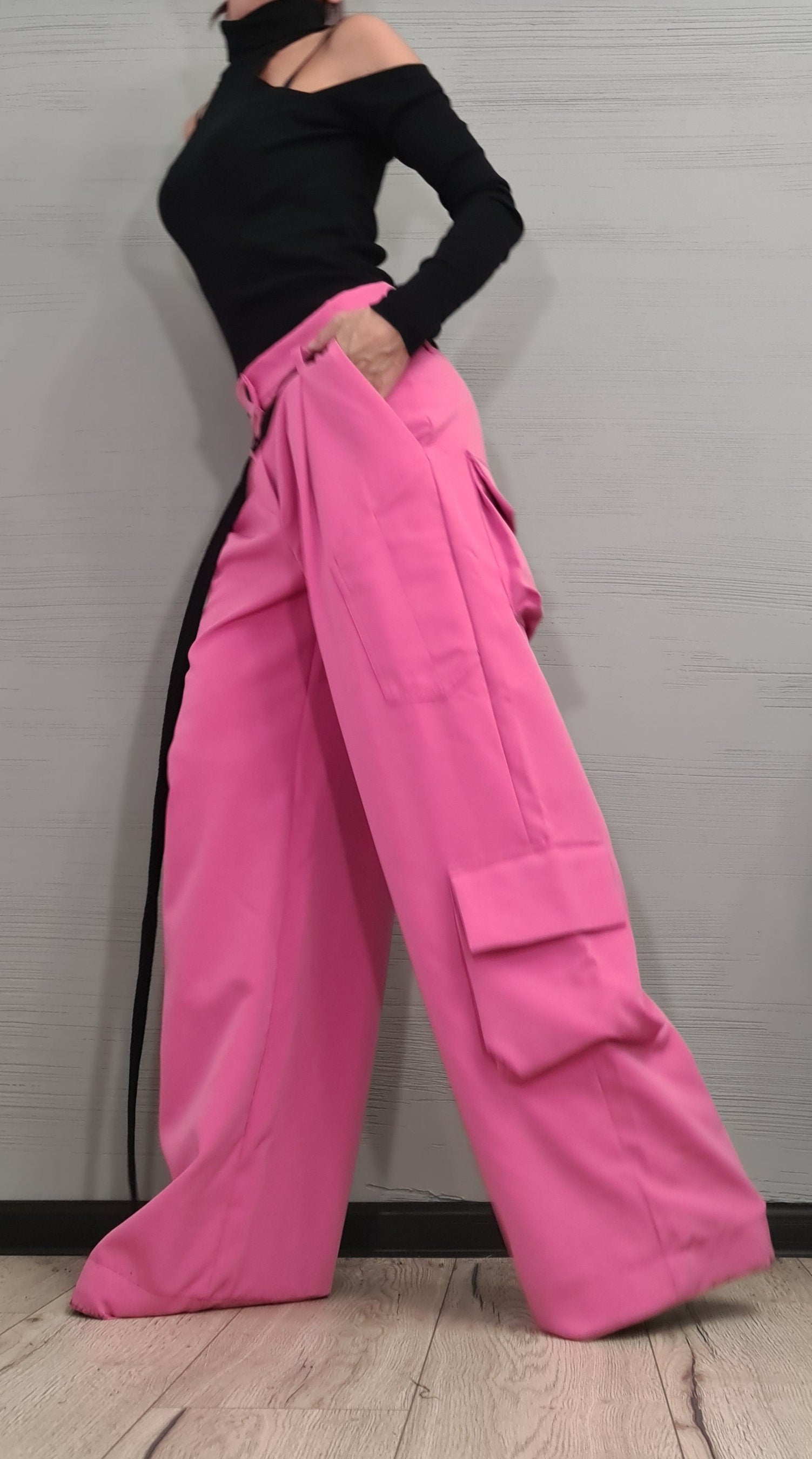 New collection Avant Garde Loose Pants, Harem Pants Women, Extravagant  Pants, Casual Pants, Sexy Pants, Loose Pants, Pink
