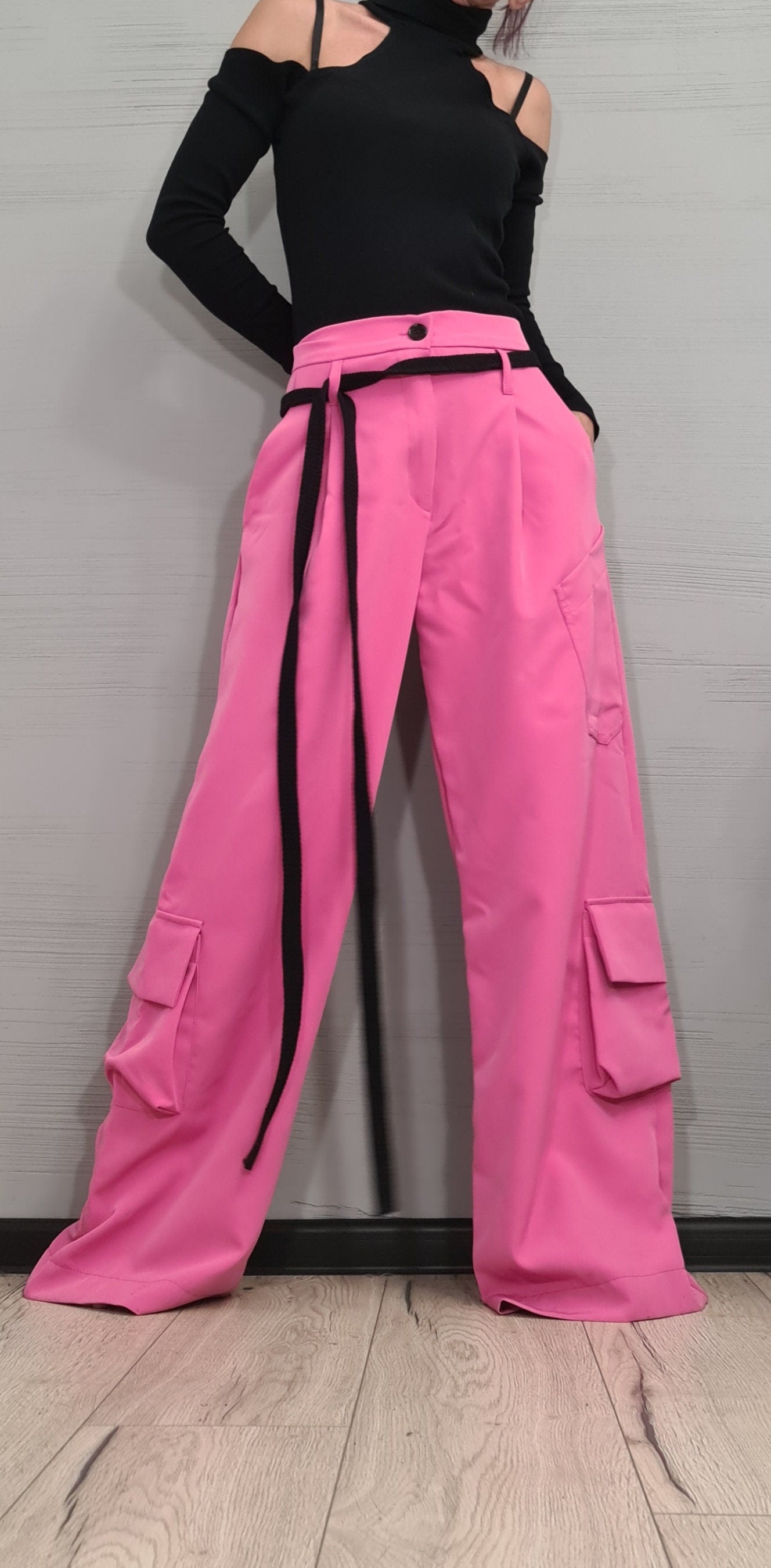 New collection Avant Garde Loose Pants, Harem Pants Women, Extravagant  Pants, Casual Pants, Sexy Pants, Loose Pants, Pink