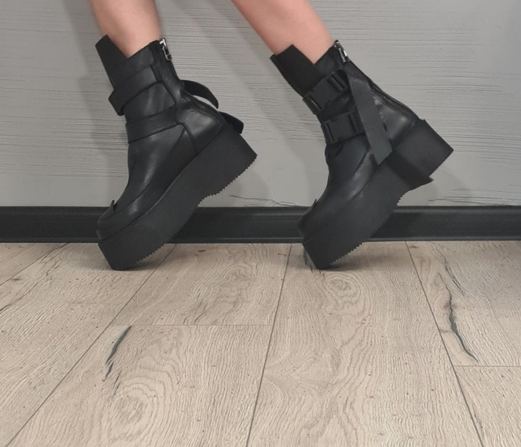 New collection Extravagant Black Platform Shoes, Platform All seasons, Gothic Women Boots, Leather Ankle Boots, Grunge Boots