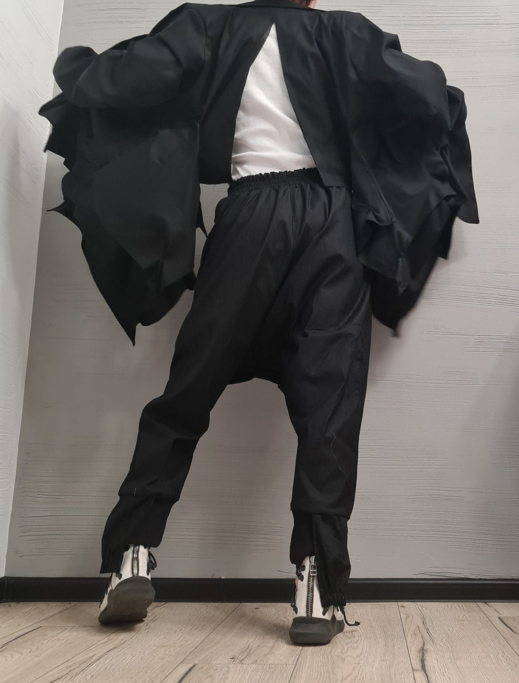 New collection Extravagant Set Jacket and Pants, Linen Women Set, Sexy Open Back Jacket, Harem Pants, Asymmetric Women set, Avant Garde