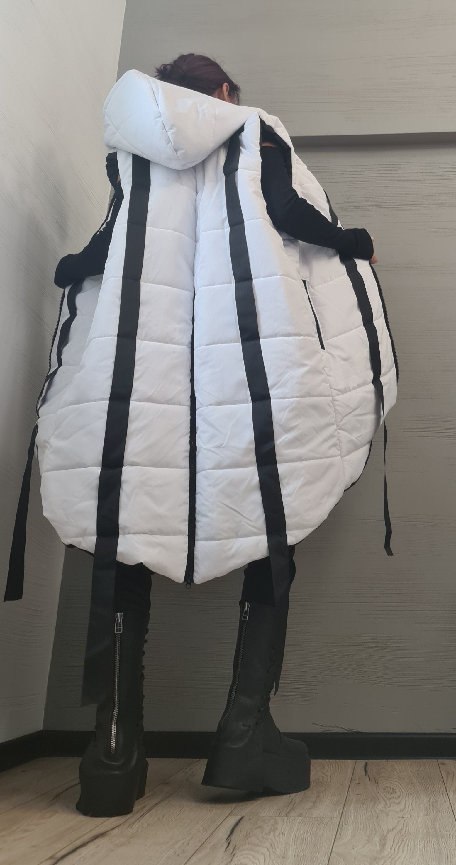 Winter Sleeveless jacket, Women Jacket Vest, Plus Size Clothing, Oversize Jacket, Extravagant Hooded Jacket, Avant Garde Clothing