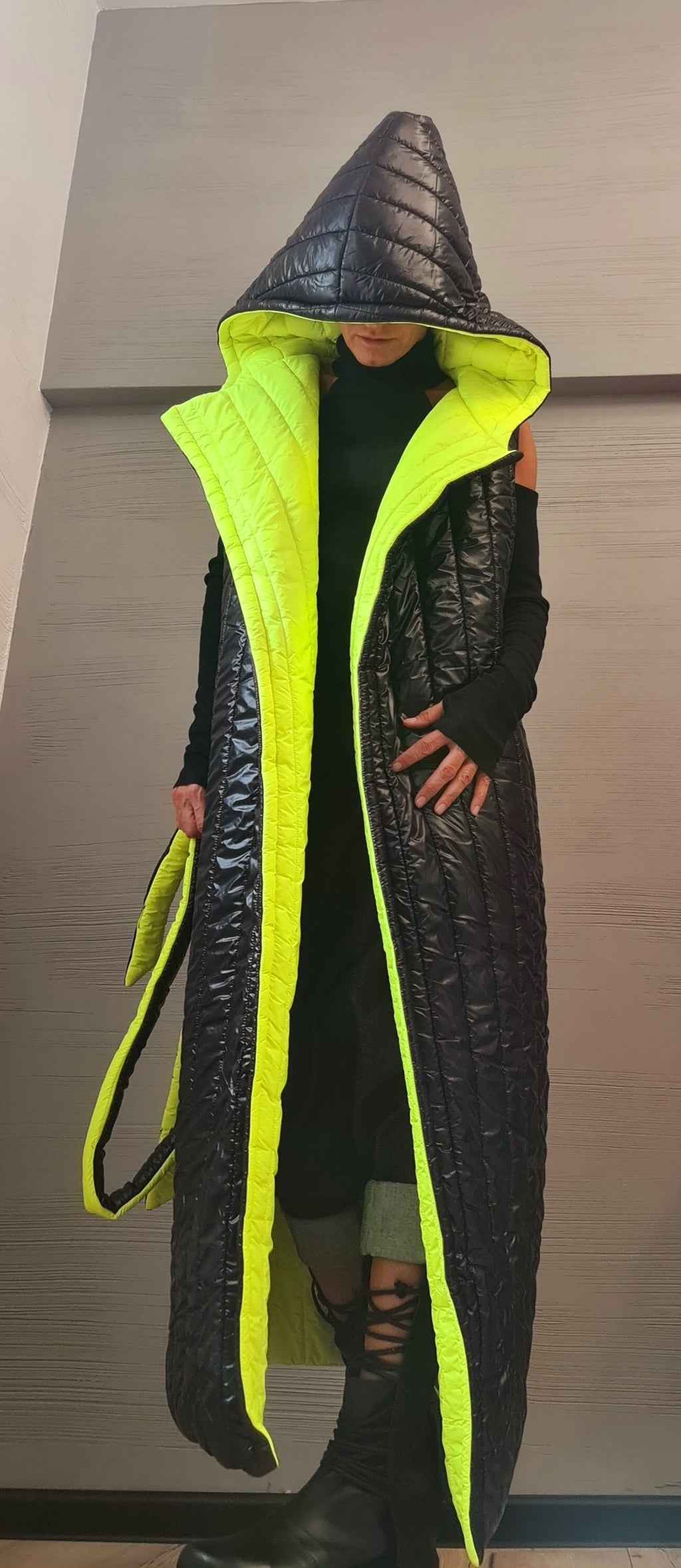 Winter Women Jacket Vest, Jacket two faces, Oversize Jacket, Extravagant Hooded Jacket, Avant Garde Clothing, Sleeveless jacket