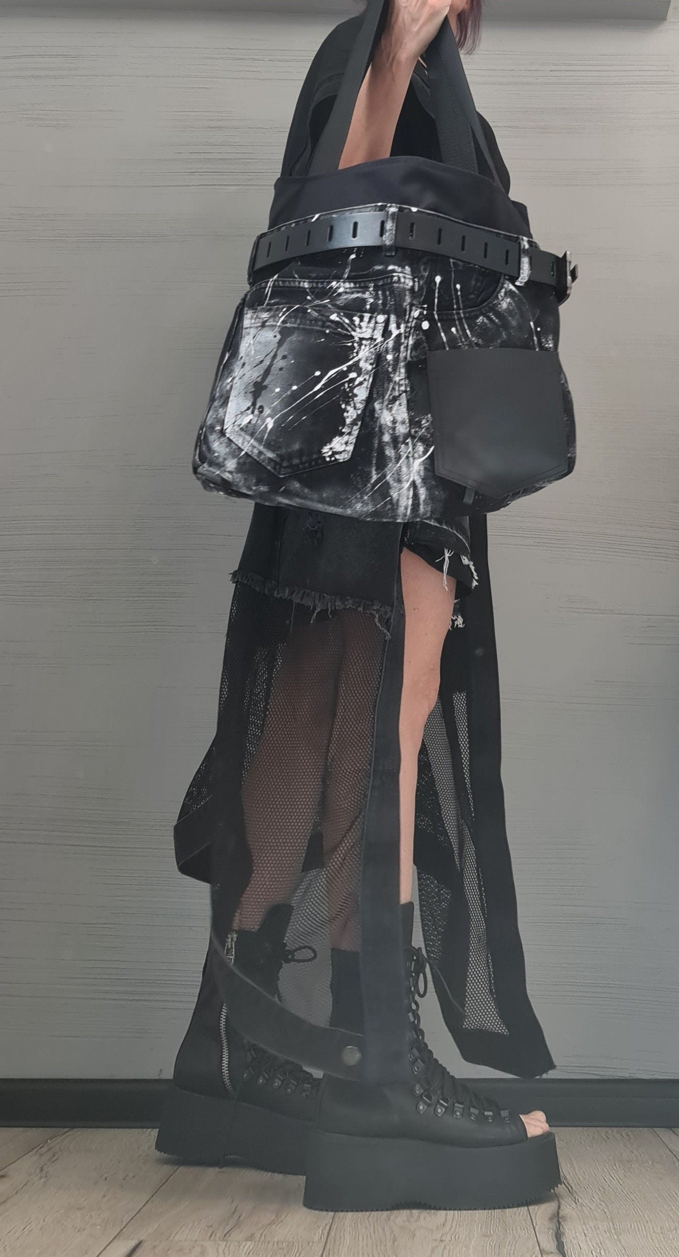 Handmade Extravagant Denim Shoulder Bag, Designer Denim Bag, Oversized Avant-Garde Tote – Unique Spray-Painted Jean Purse for Women