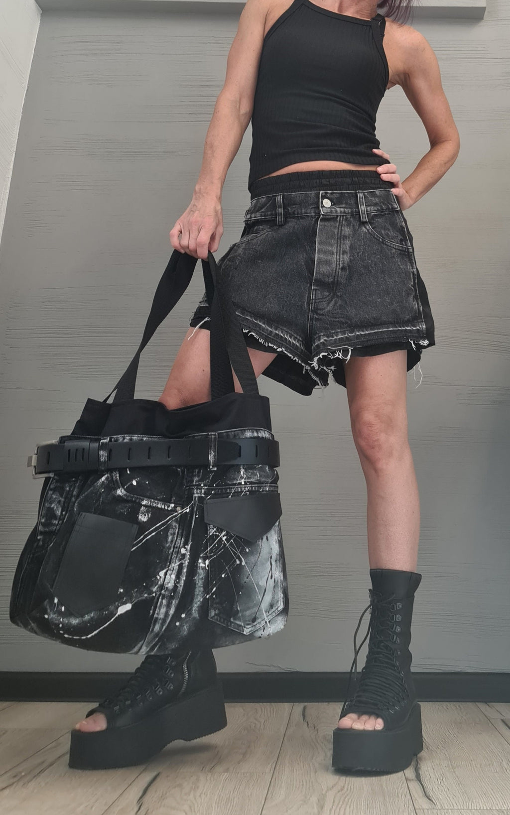 Handmade Extravagant Denim Shoulder Bag, Designer Denim Bag, Oversized Avant-Garde Tote – Unique Spray-Painted Jean Purse for Women
