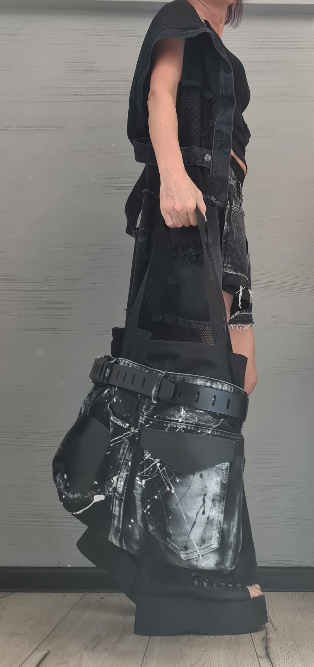 Handmade Extravagant Denim Shoulder Bag, Designer Denim Bag, Oversized Avant-Garde Tote – Unique Spray-Painted Jean Purse for Women