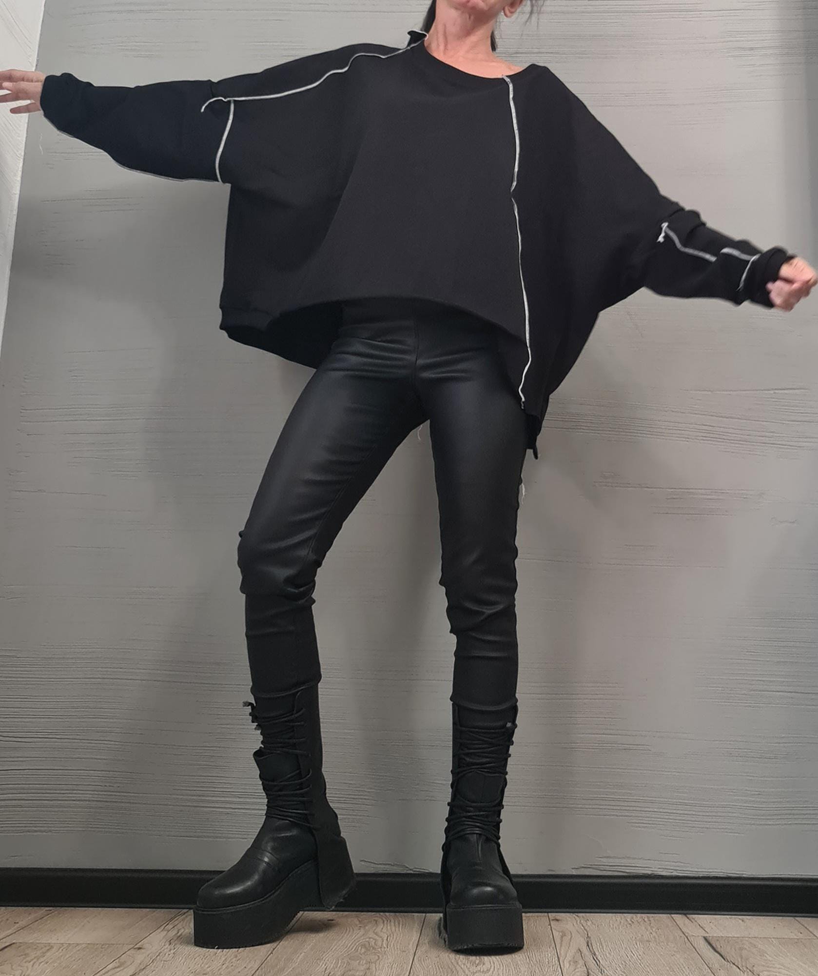 Asymmetrical tunic, Loose Tunic, Deconstructed Top, Long sleeve blouse