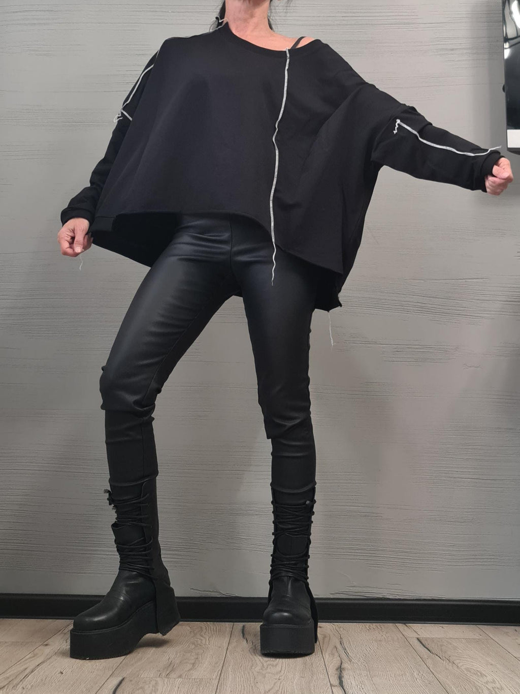 Asymmetrical tunic, Loose Tunic, Deconstructed Top, Long sleeve blouse