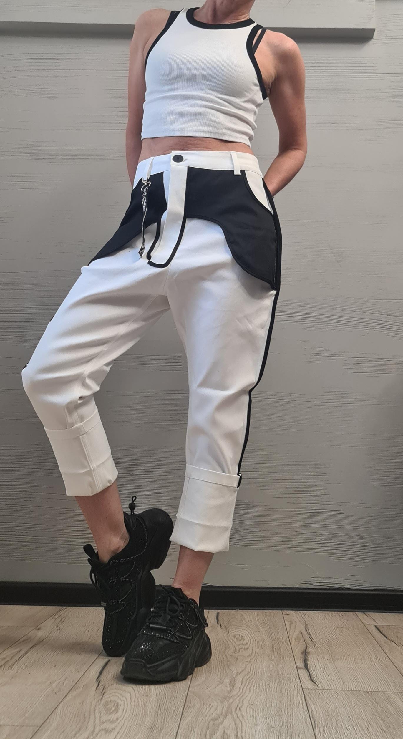 Black&Whit Denim Harem Pants - White Denim Cargo Pants – Trousers with External Pockets – Streetwear Contrast Design - Extravagant Pants