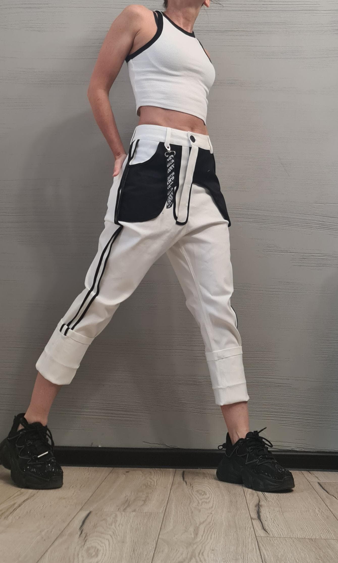 Black&Whit Denim Harem Pants - White Denim Cargo Pants – Trousers with External Pockets – Streetwear Contrast Design - Extravagant Pants
