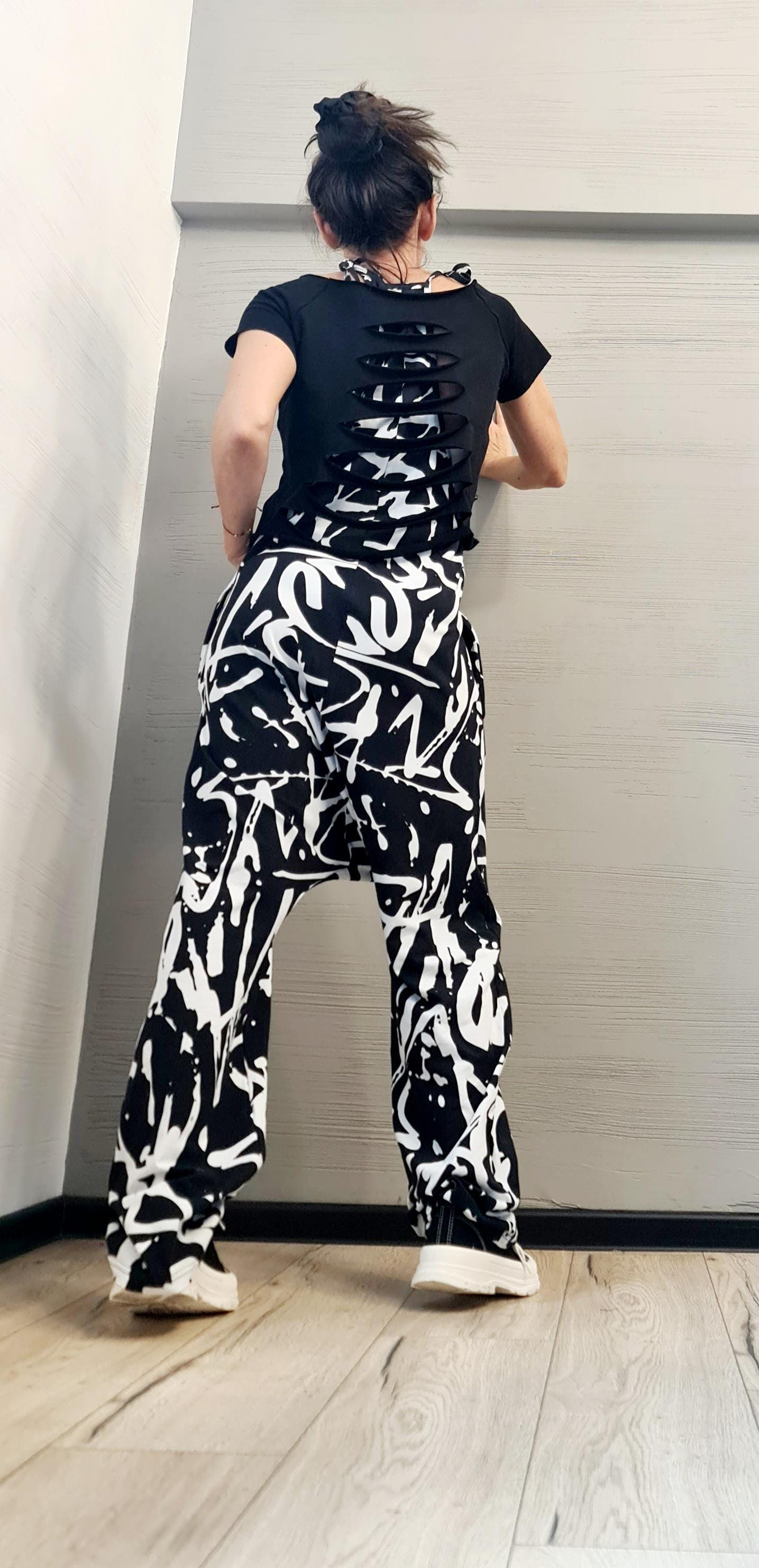 Black and White Graffiti Print Jumpsuit, Extravagant Harem Jumpsuit with Blouse, Loose Jumpsuit, Drop Crotch Jumpsuit, Gothic Jumpsuit