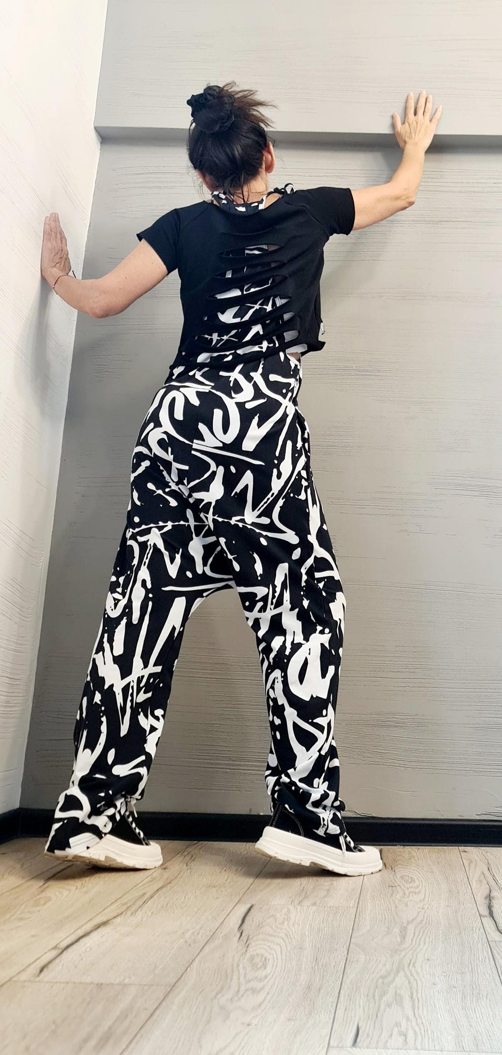 Black and White Graffiti Print Jumpsuit, Extravagant Harem Jumpsuit with Blouse, Loose Jumpsuit, Drop Crotch Jumpsuit, Gothic Jumpsuit